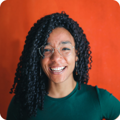 <b>John Doe</b> Grower.io